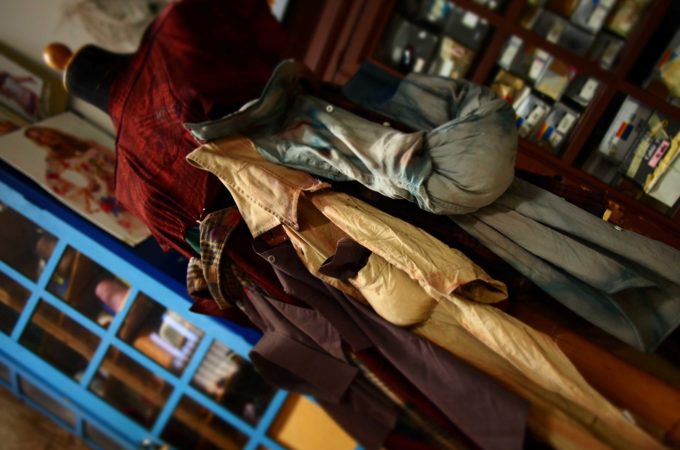 19 Lavorazione costume