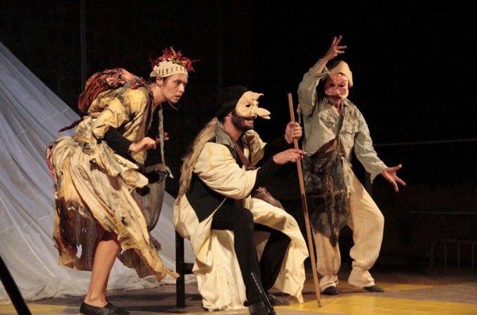 Arlecchino, Dama e Capitano Cieco